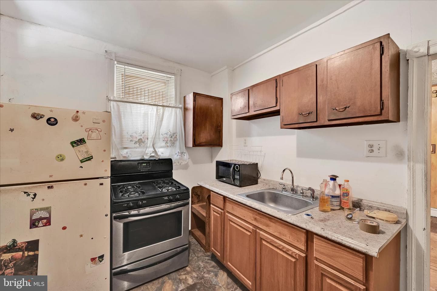 5714 Hadfield Street photo 11