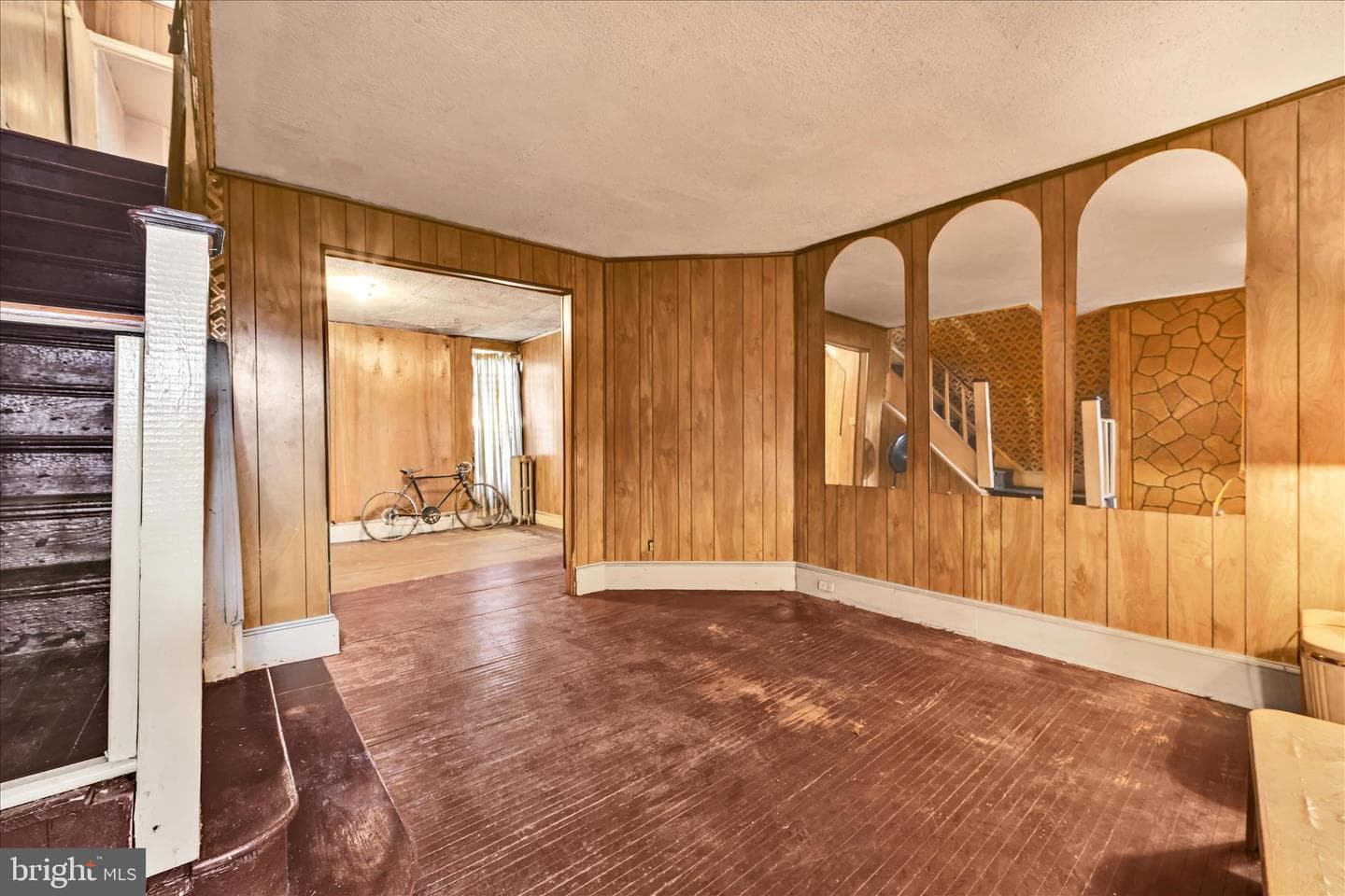 5714 Hadfield Street photo 4