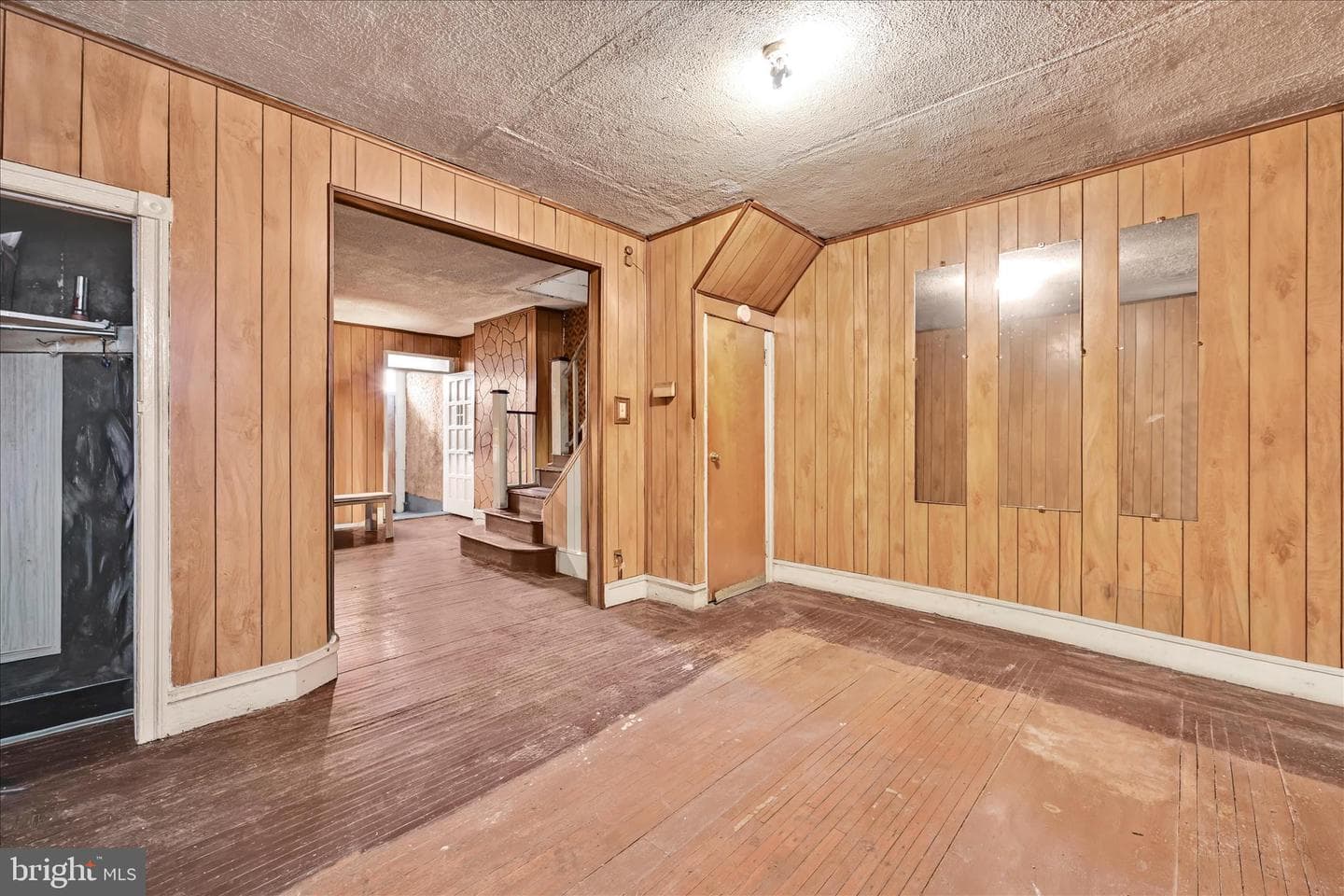 5714 Hadfield Street photo 9