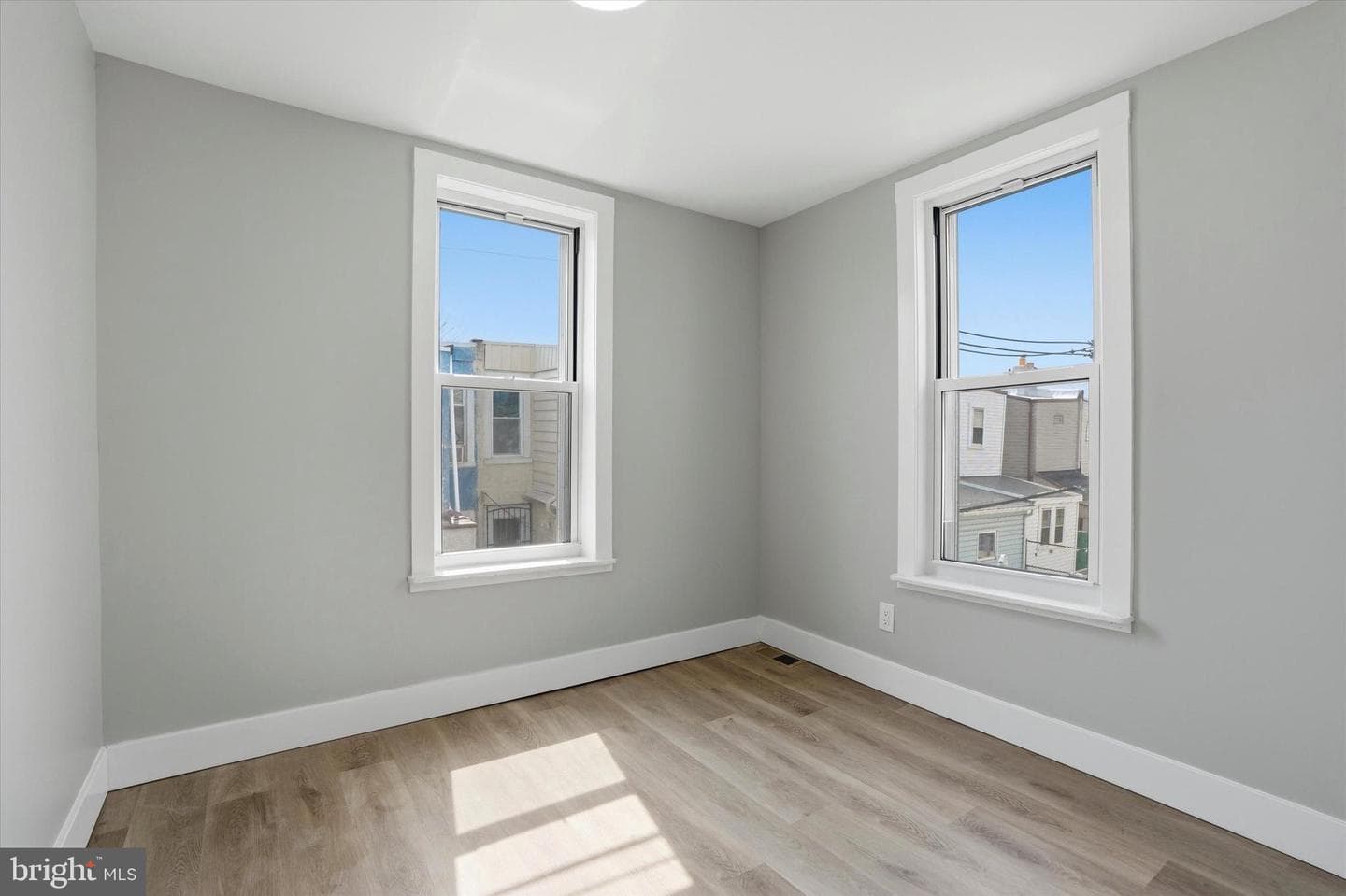 3185 Agate Street photo 15