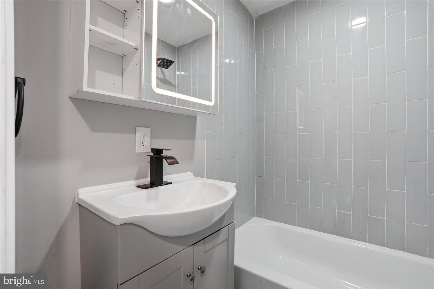 3185 Agate Street photo 17