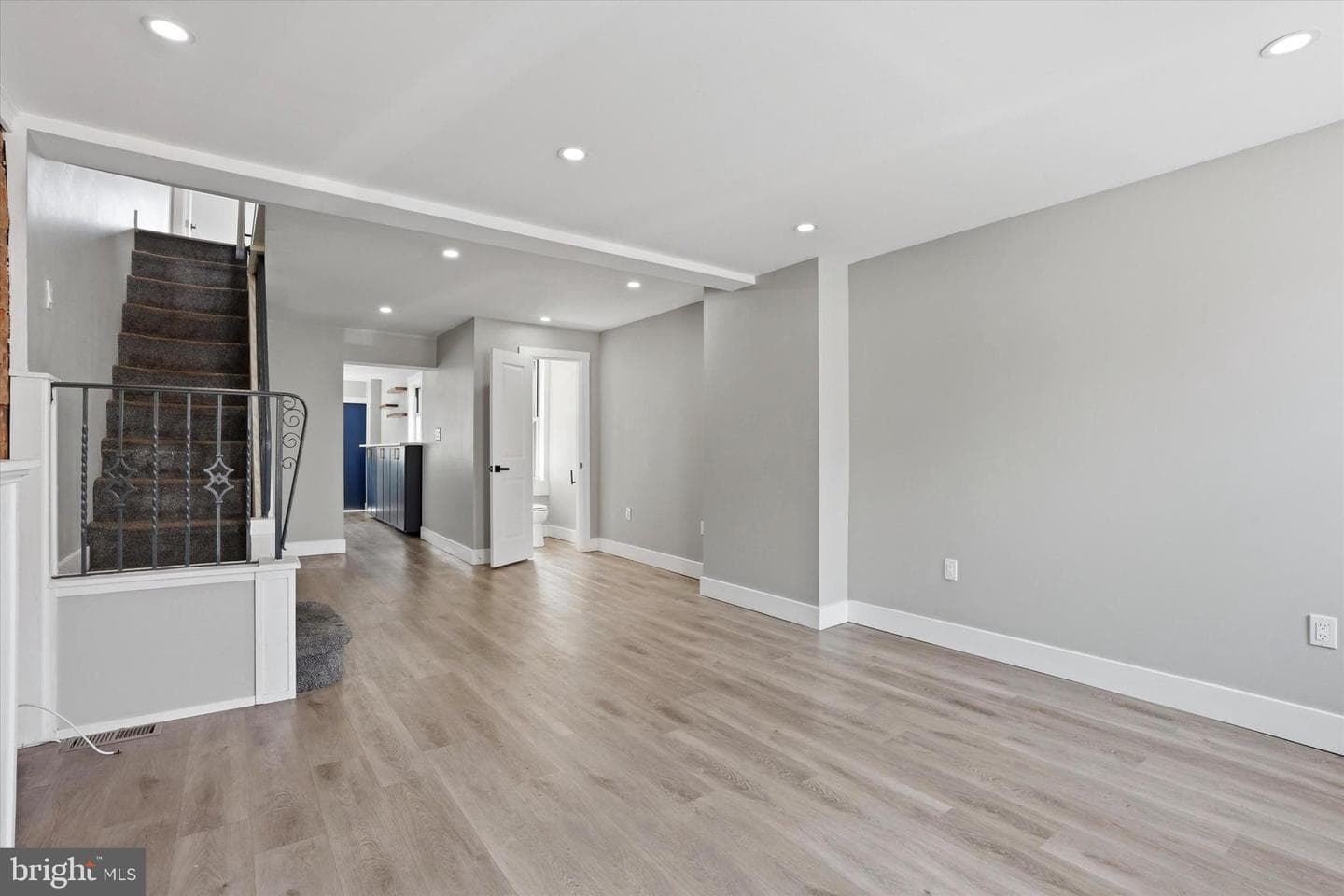 3185 Agate Street photo 5