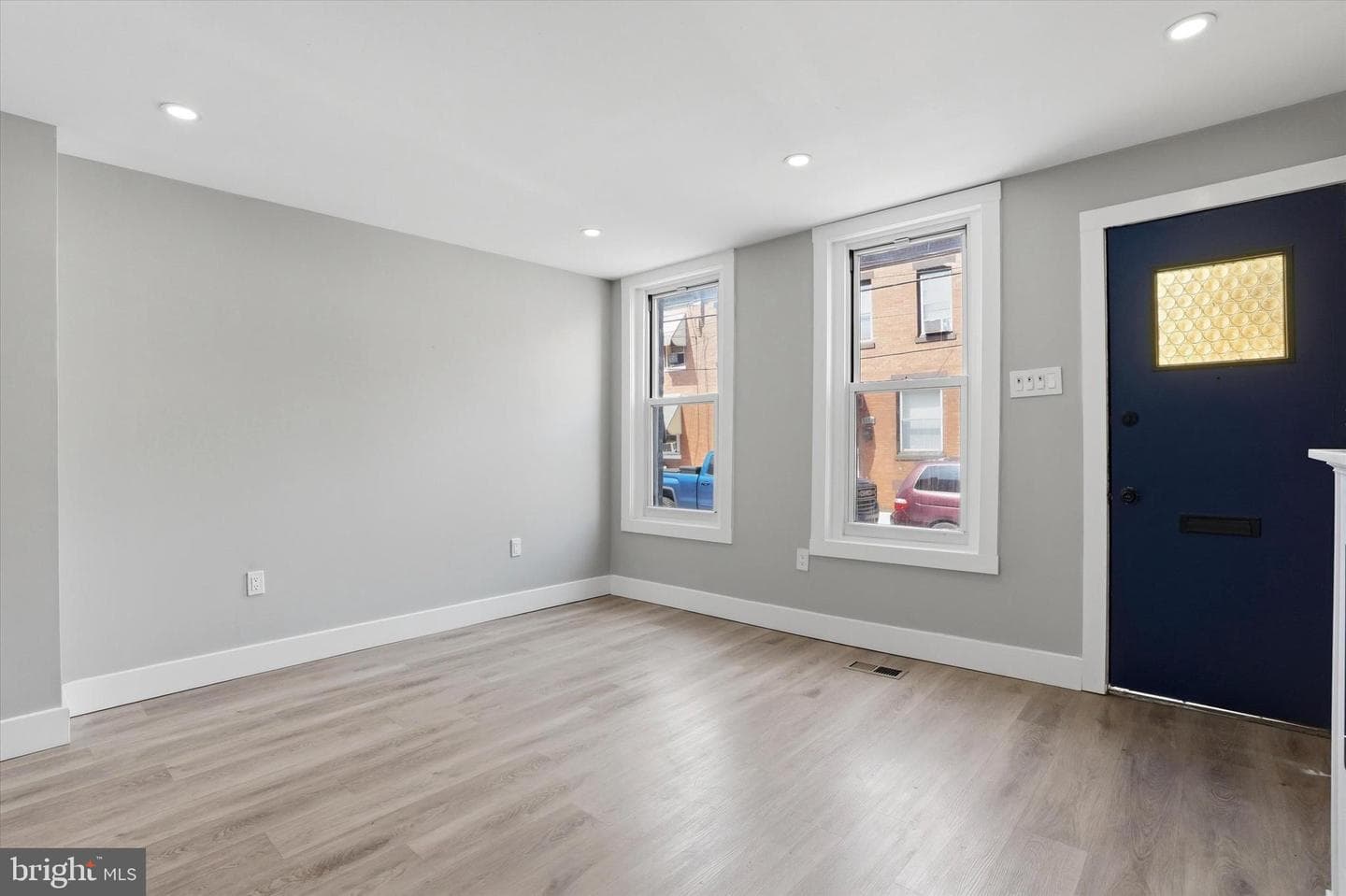 3185 Agate Street photo 6