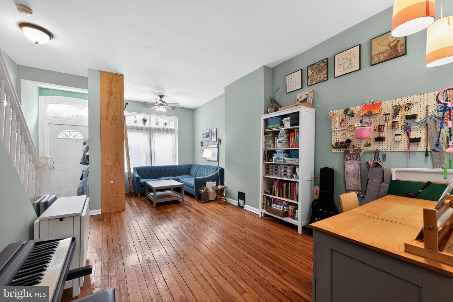 1722 Edgley Street photo 6