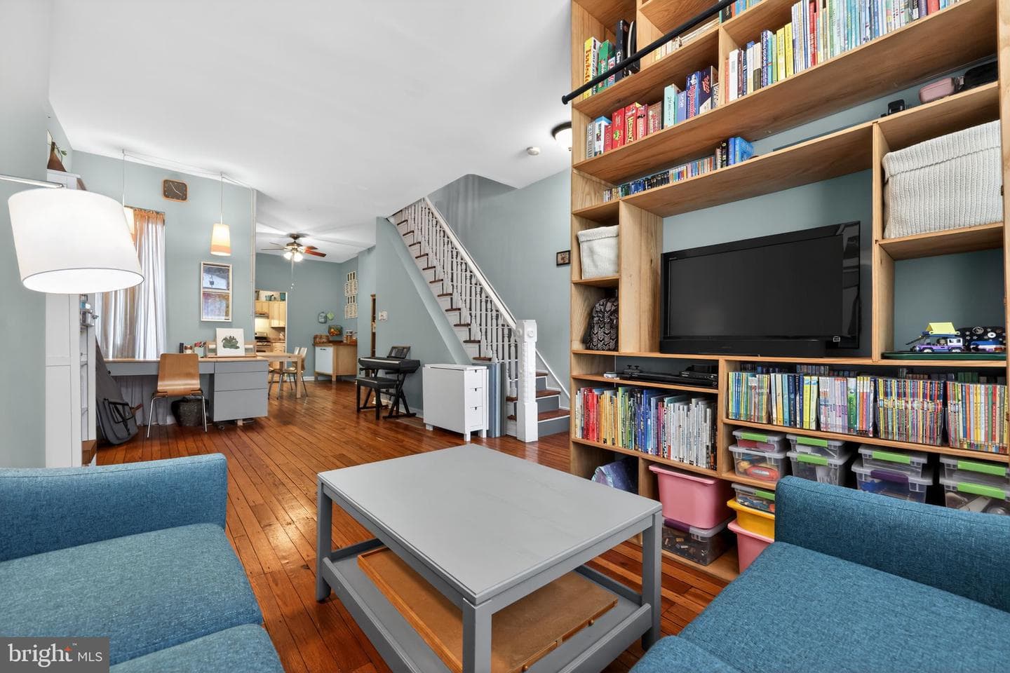 1722 Edgley Street photo 7