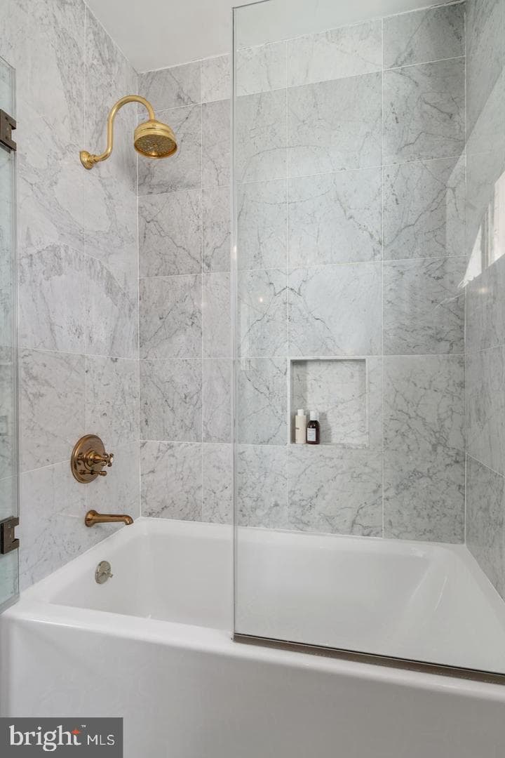 1215 Spruce Street #202 photo 11