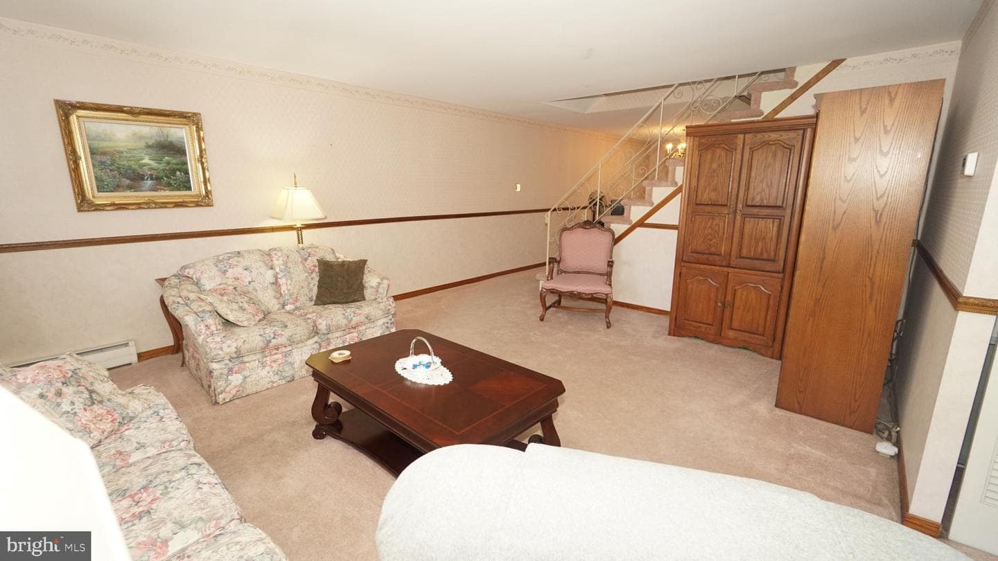 11920 Templeton Drive photo 3