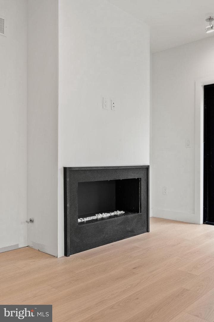 706 Latona Street #j photo 10