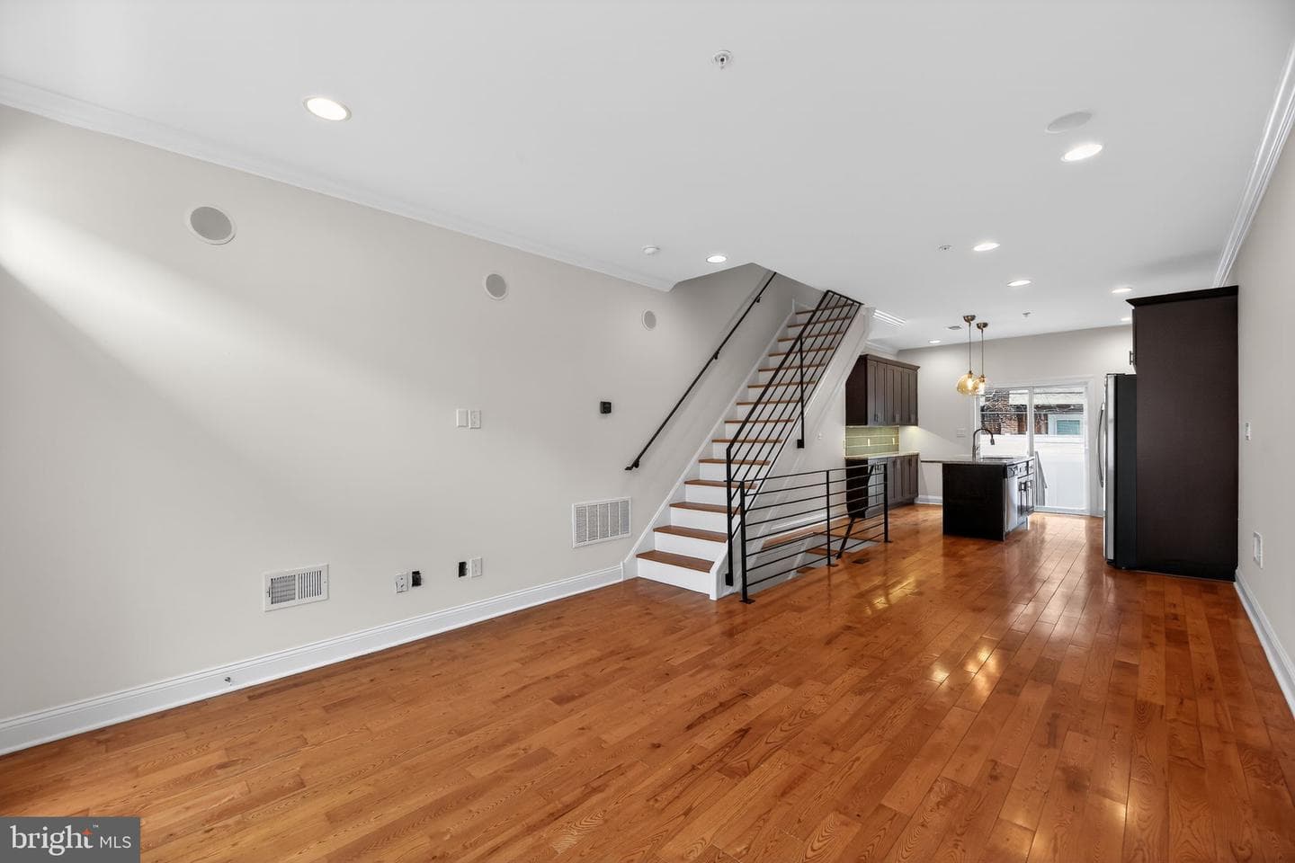 1342 S Ringgold Street photo 4