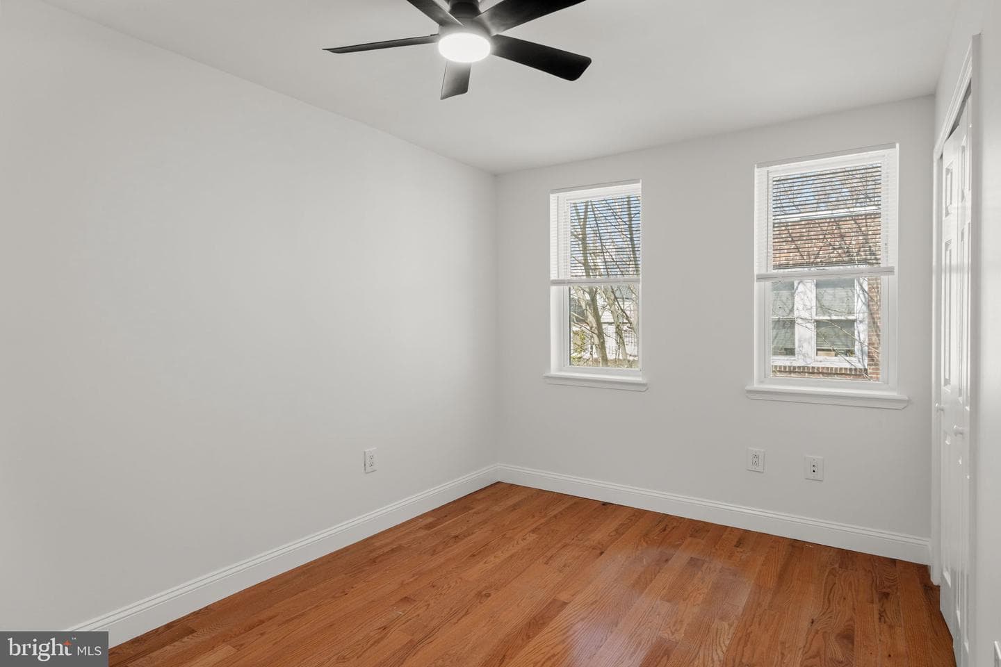 2051 Morris Street photo 21