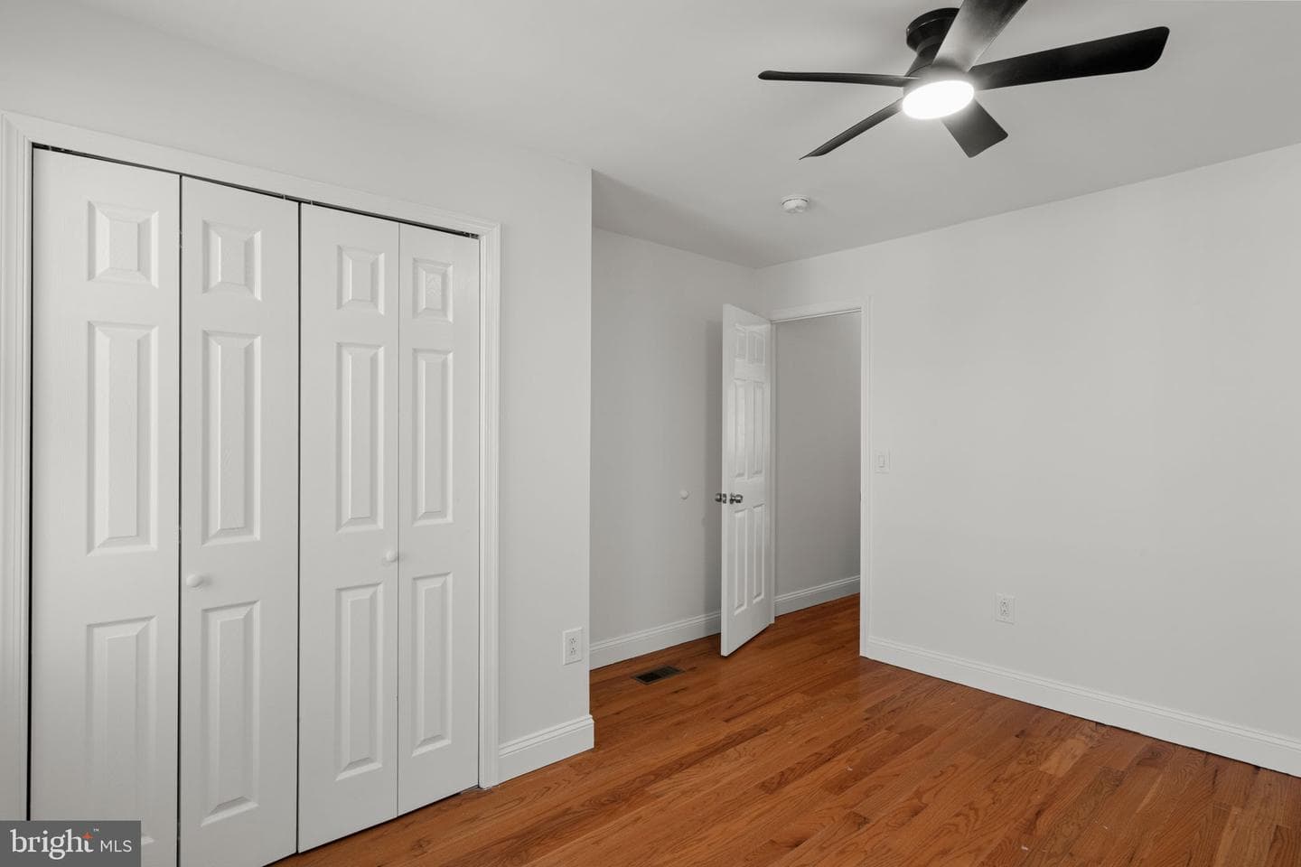 2051 Morris Street photo 22