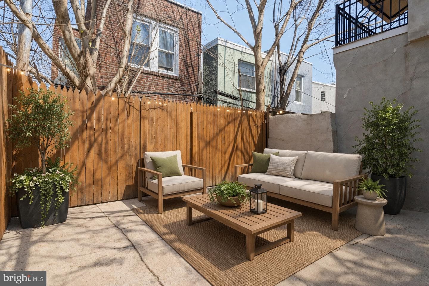 2051 Morris Street photo 29