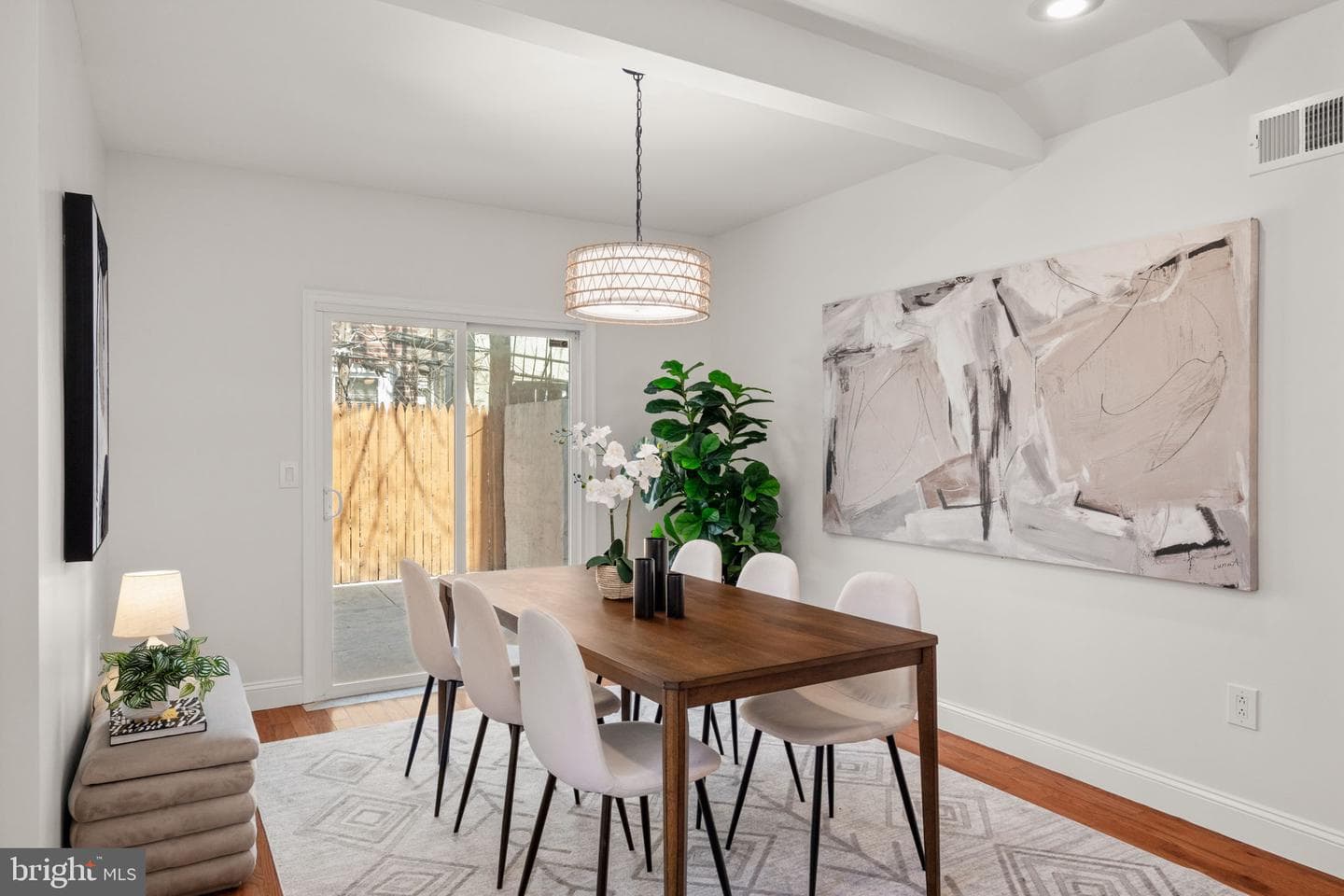 2051 Morris Street photo 6
