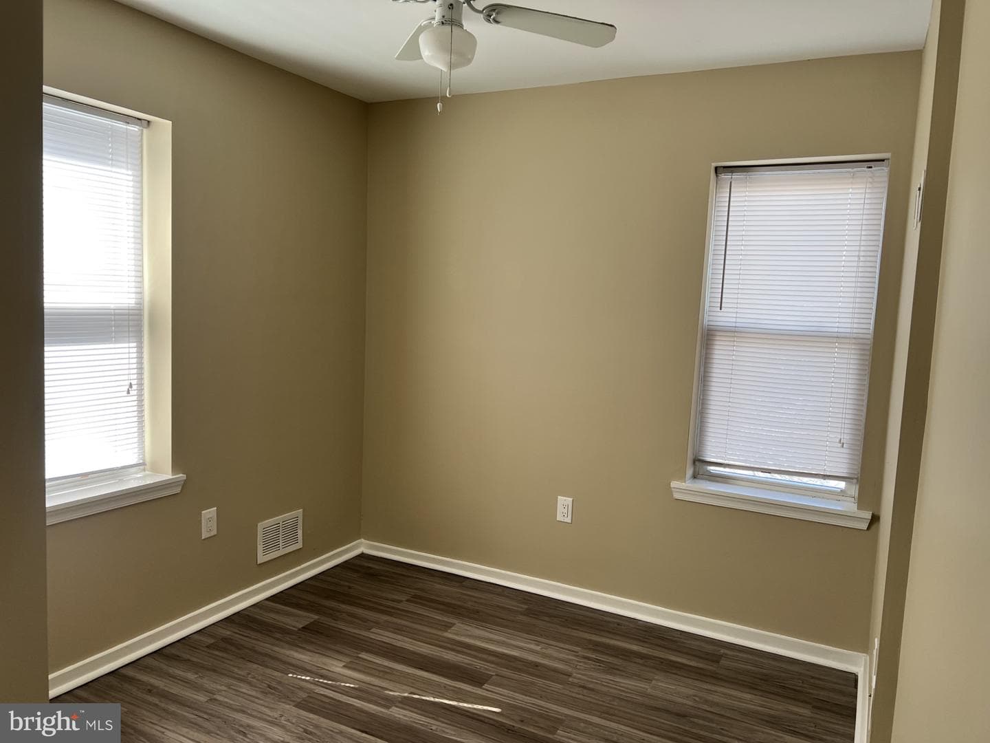 5738 Tulip Street photo 16