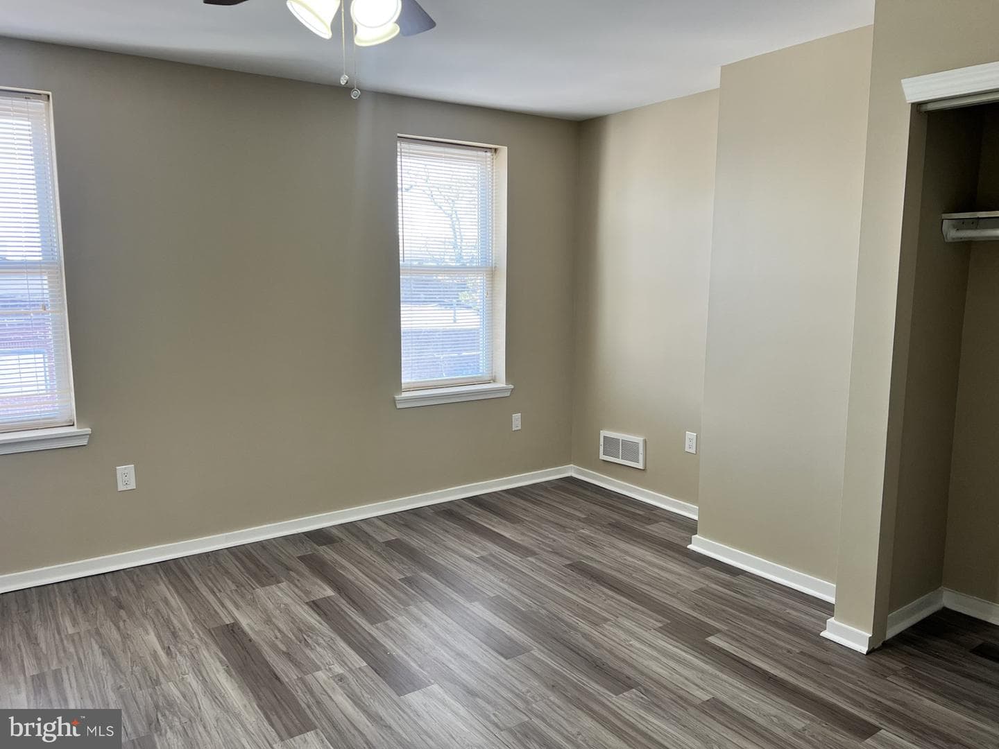 5738 Tulip Street photo 5