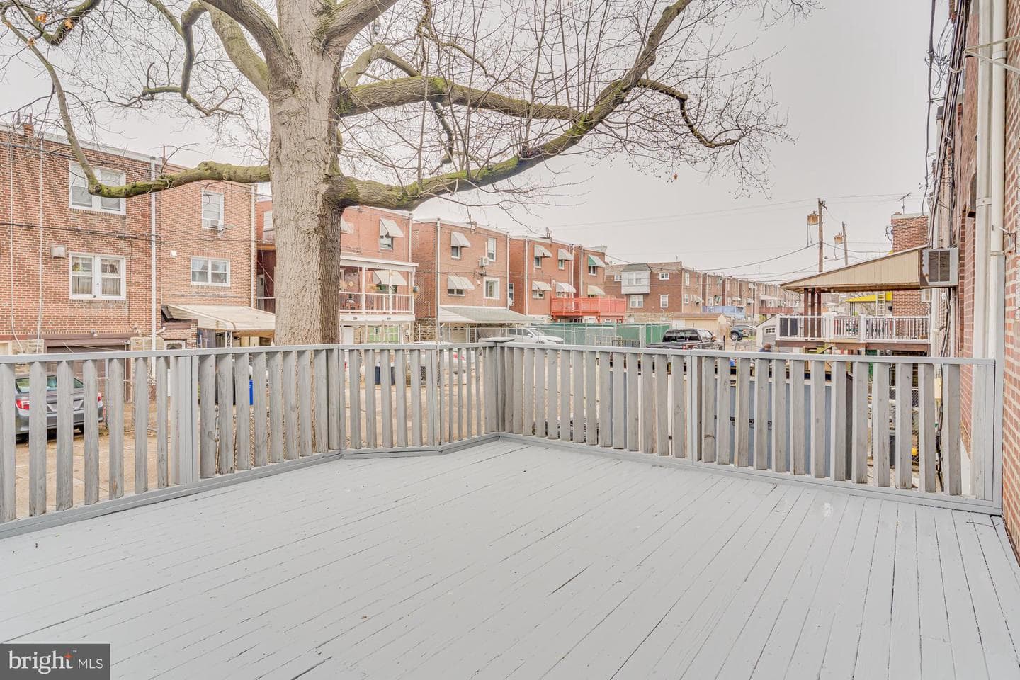 3039 Fanshawe Street photo 34