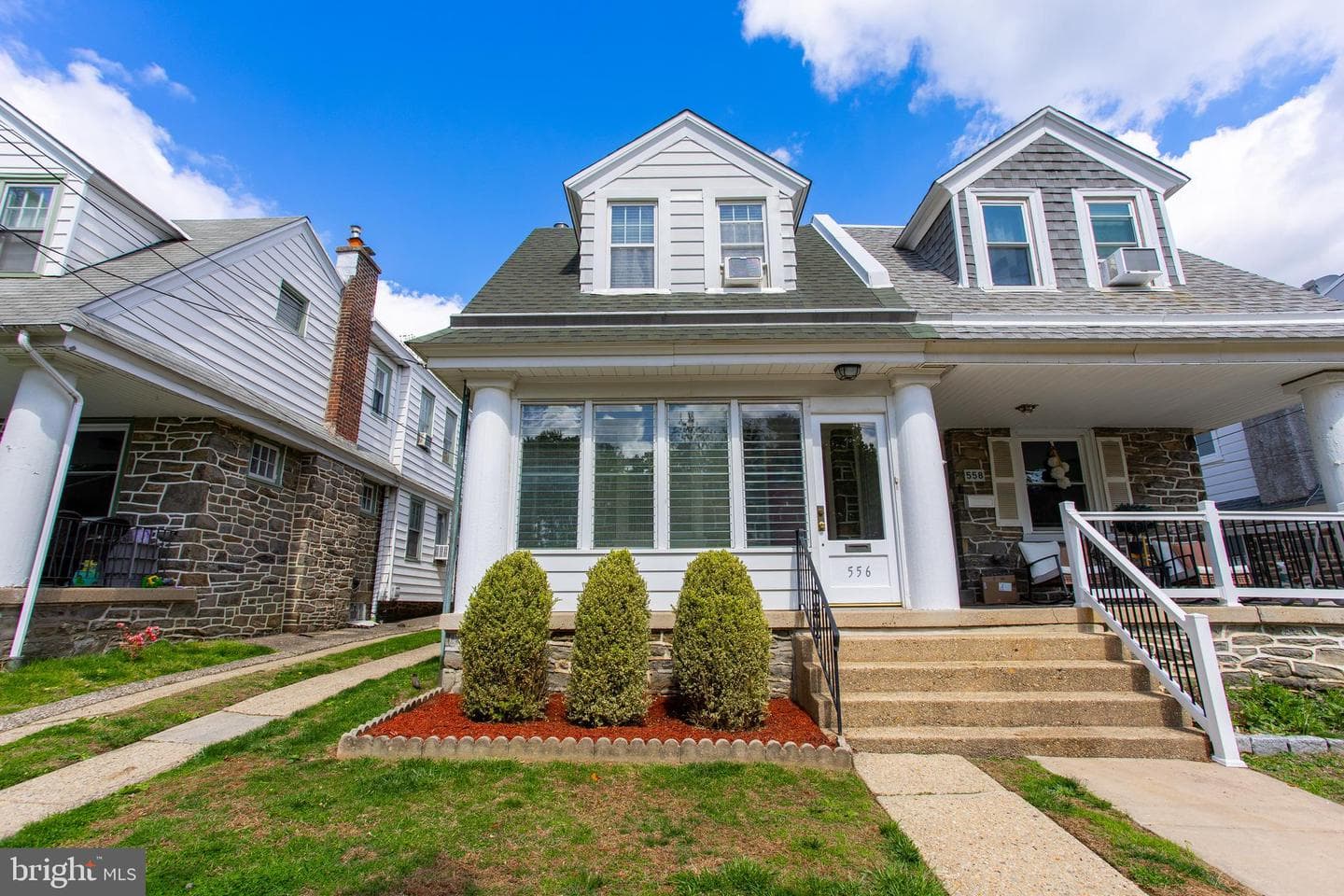 556 Fairthorne Avenue photo 2