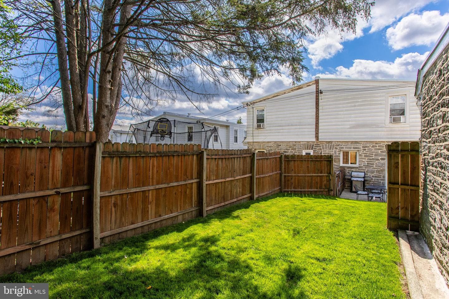 556 Fairthorne Avenue photo 39