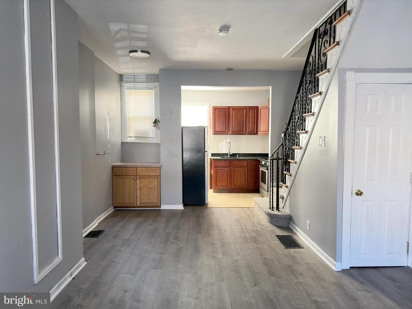 338 Snyder Avenue photo 10
