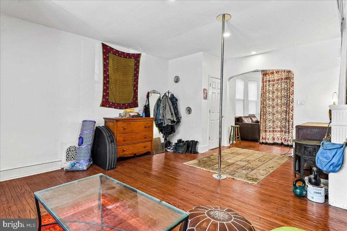 5451 Pine Street photo 12