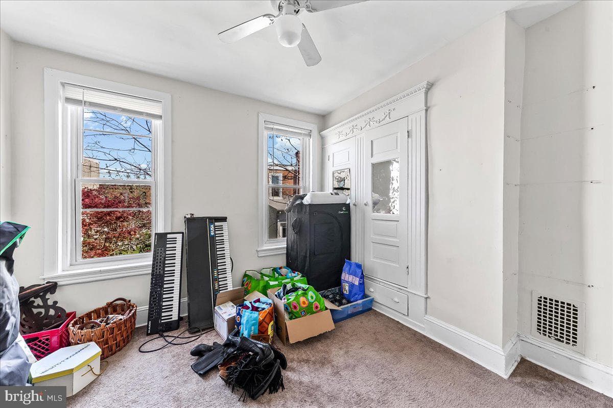 5451 Pine Street photo 29