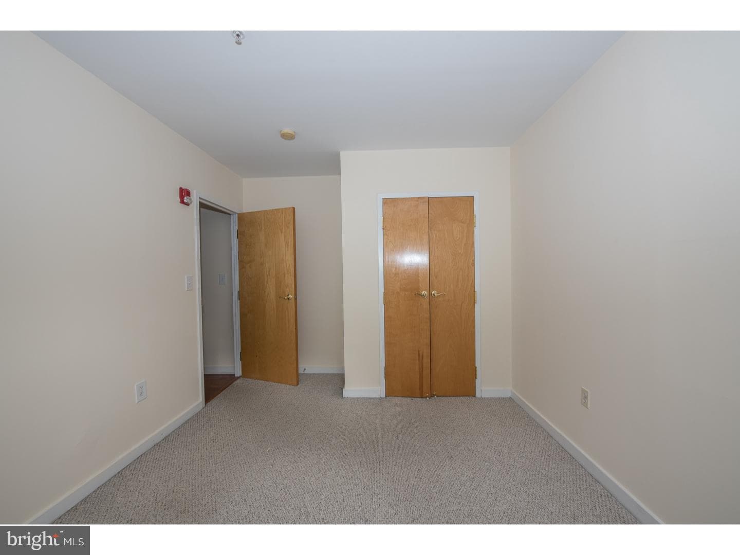1939 Chestnut Street #2c photo 10