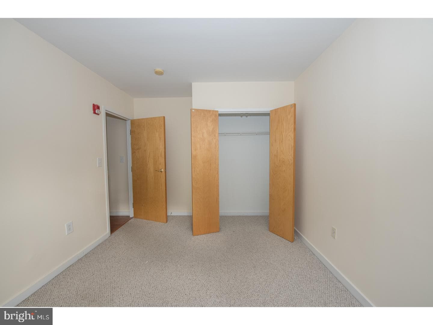 1939 Chestnut Street #2c photo 13