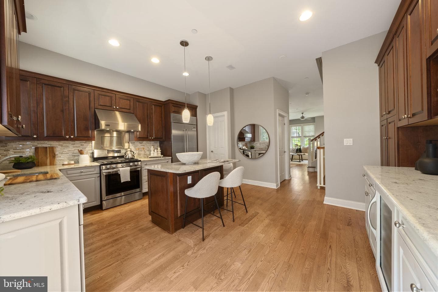 220 Gaskill Street photo 21
