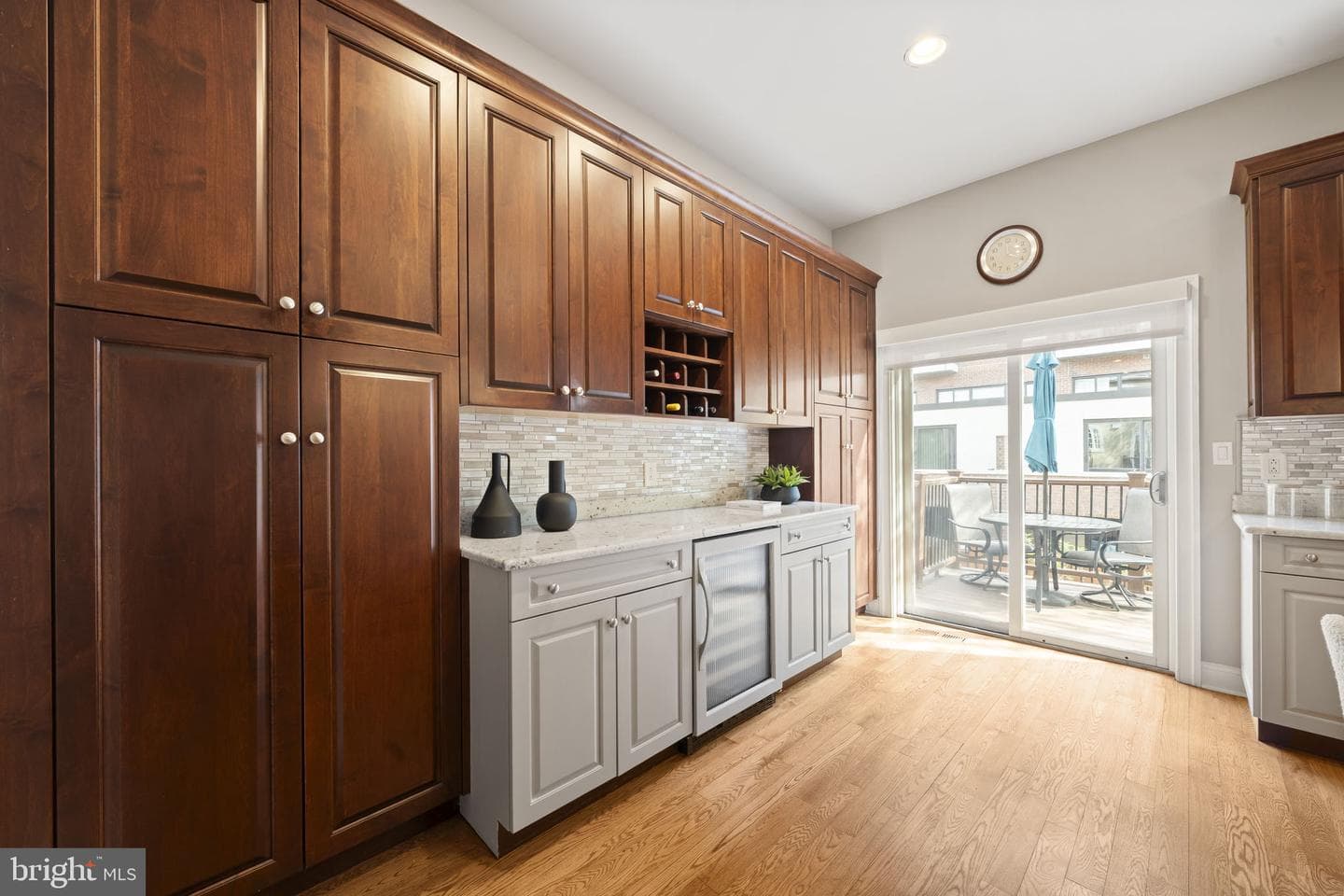 220 Gaskill Street photo 25