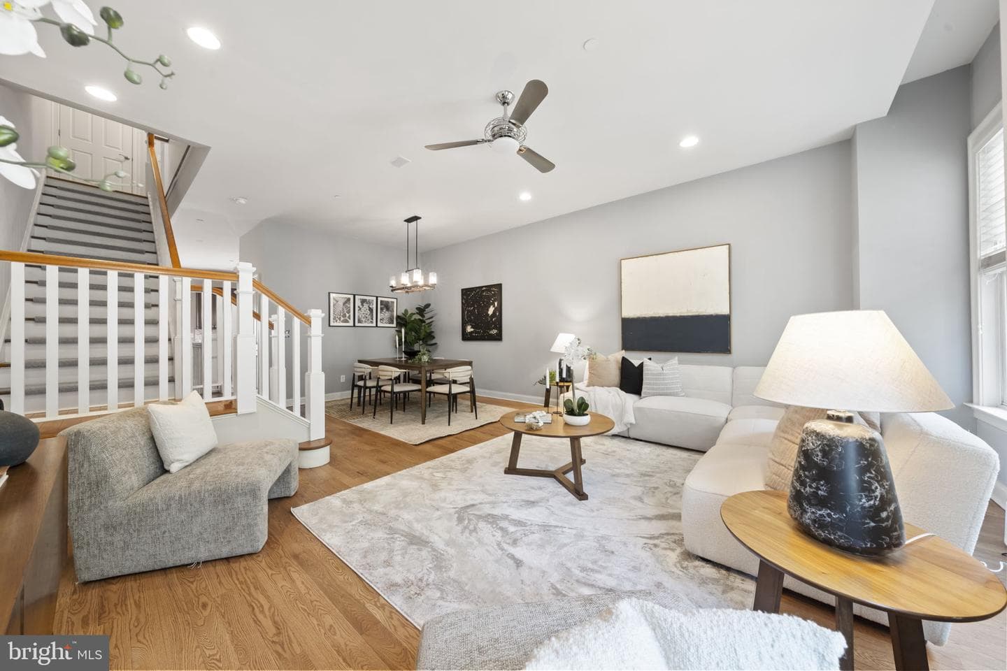 220 Gaskill Street photo 33