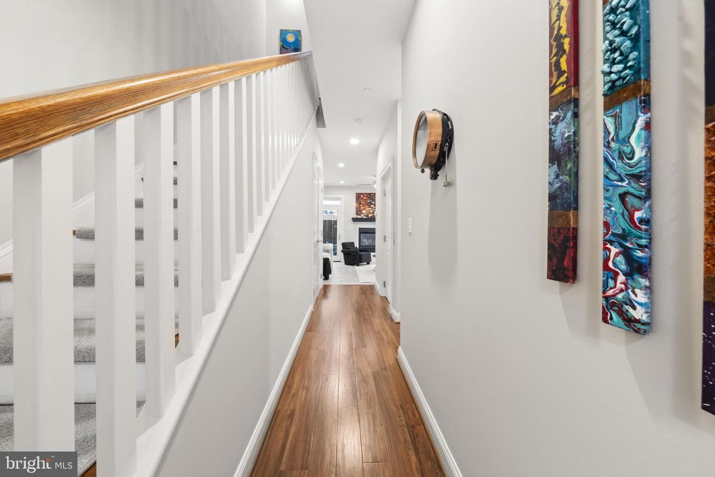 220 Gaskill Street photo 7