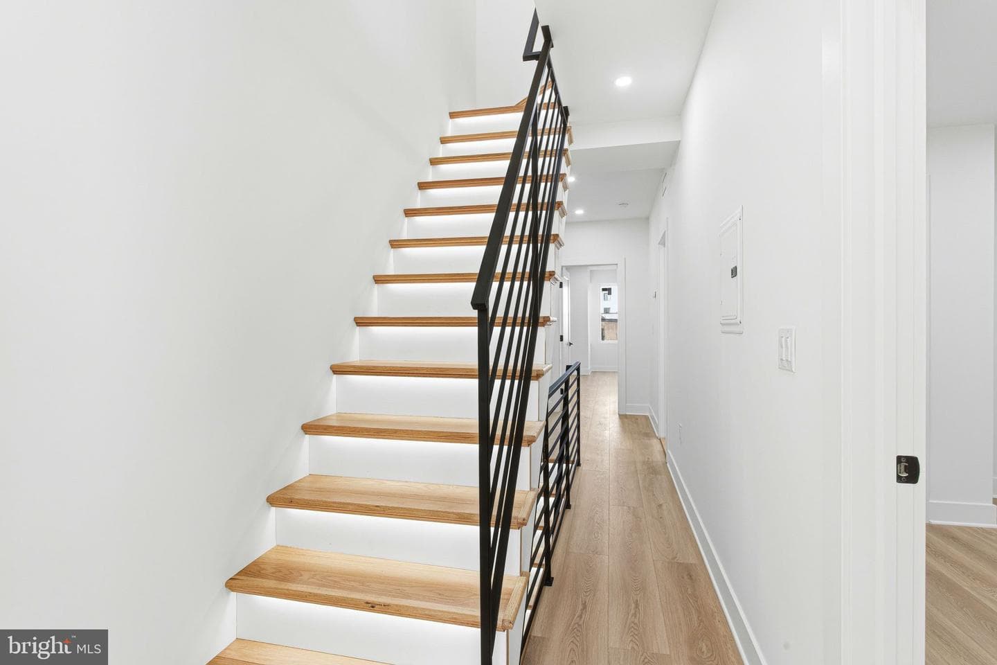 1419 Wharton Street photo 17