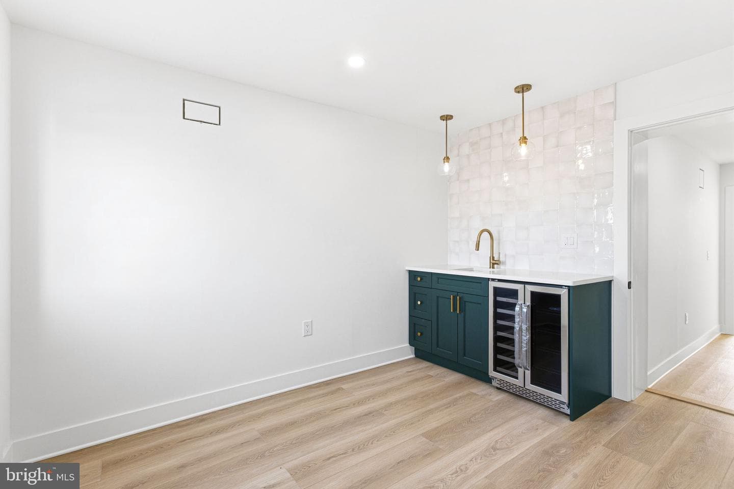 1419 Wharton Street photo 30