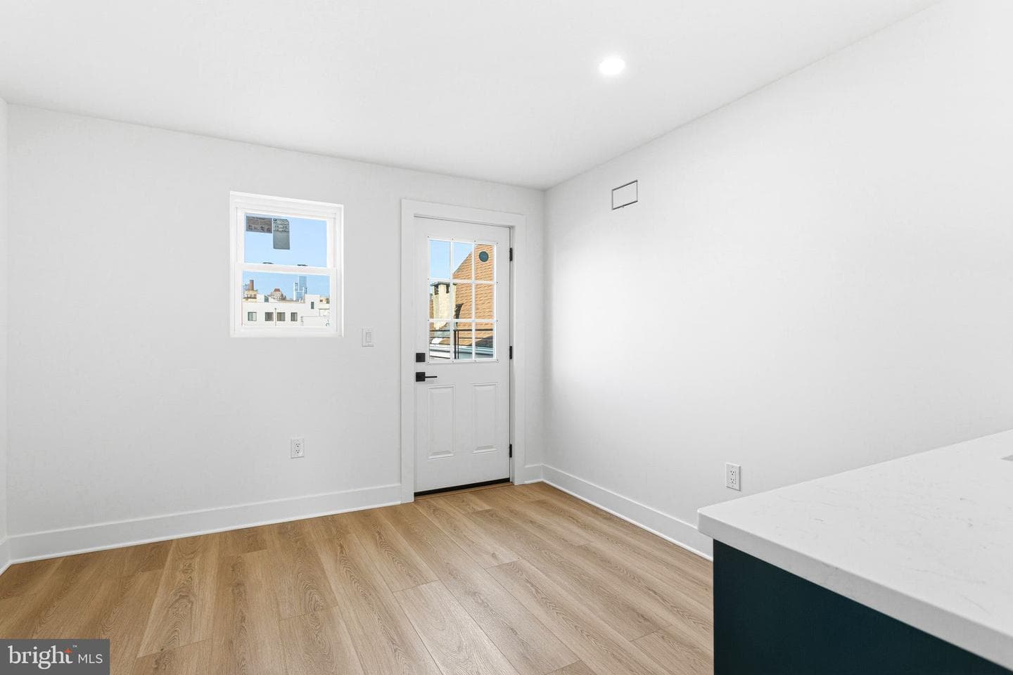 1419 Wharton Street photo 31