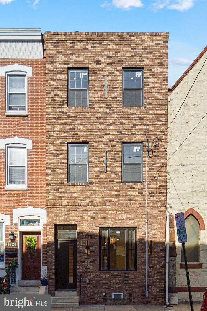 1419 Wharton Street photo 33