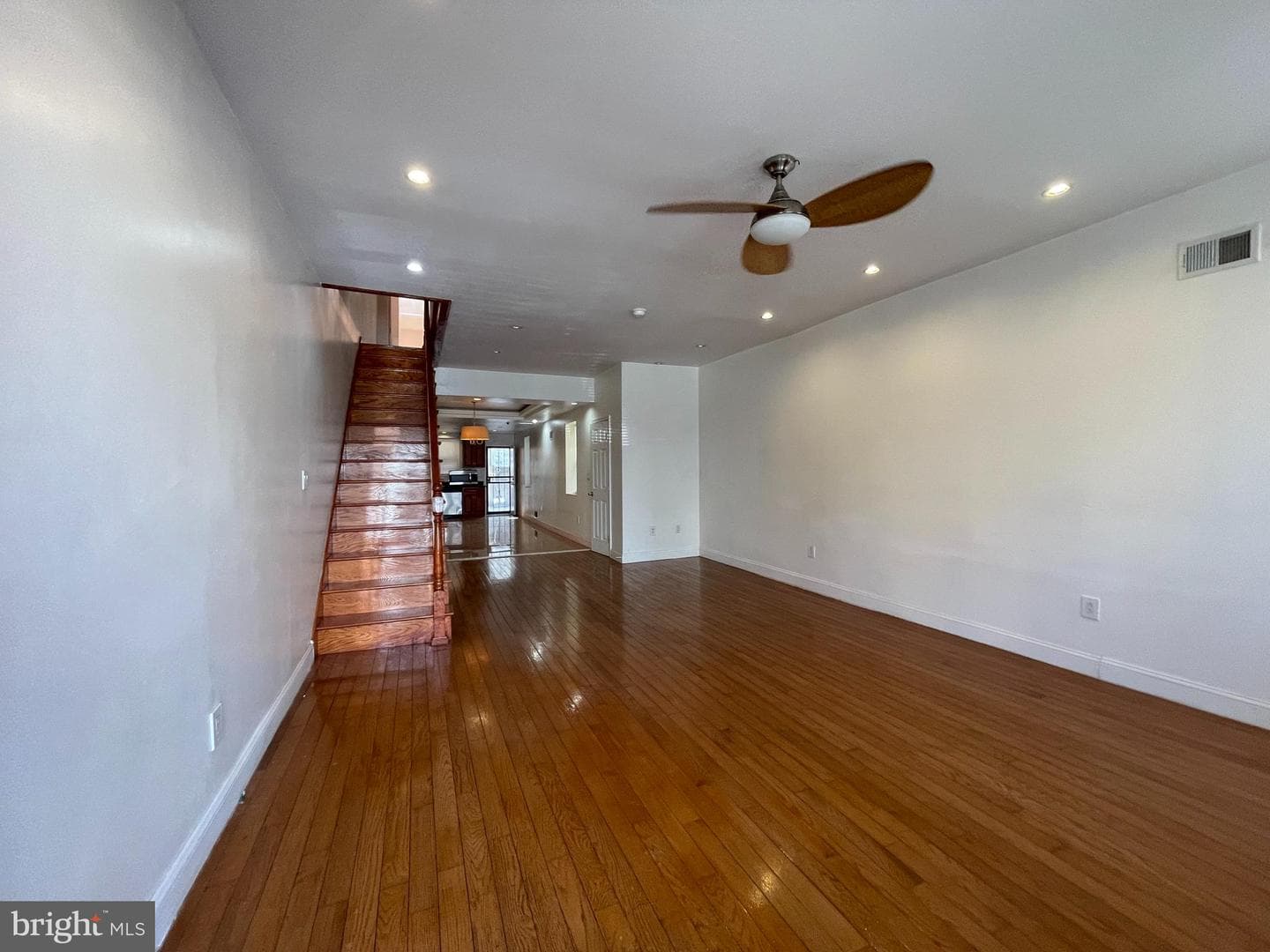 2203 S 5th Street photo 2