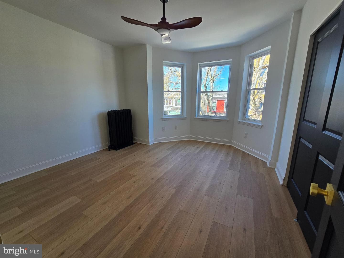 6118 Walton Avenue photo 22