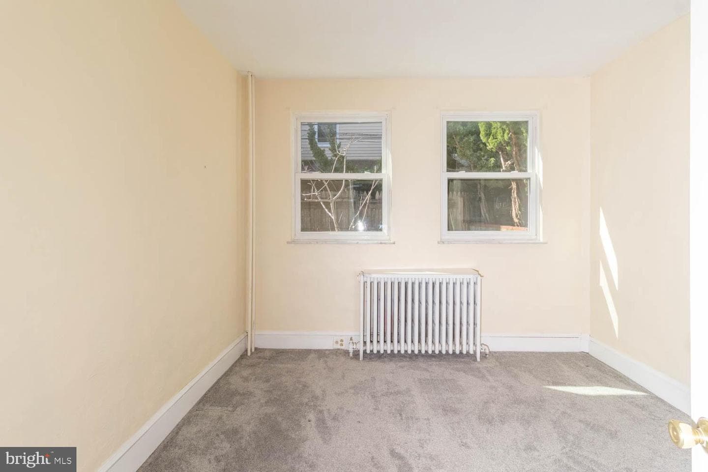 820 Tasker Street photo 16