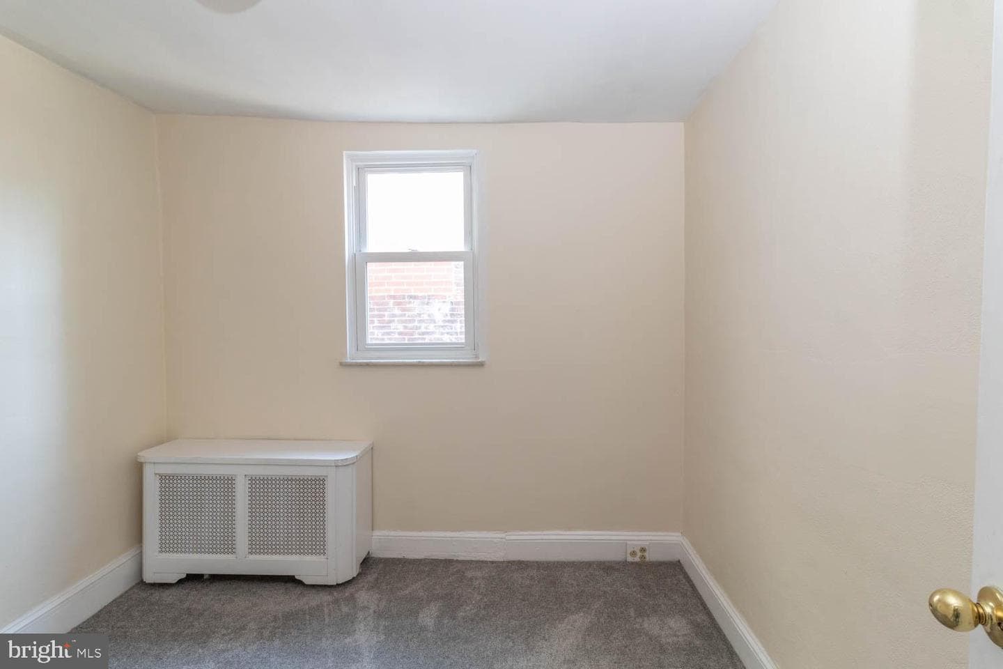 820 Tasker Street photo 17