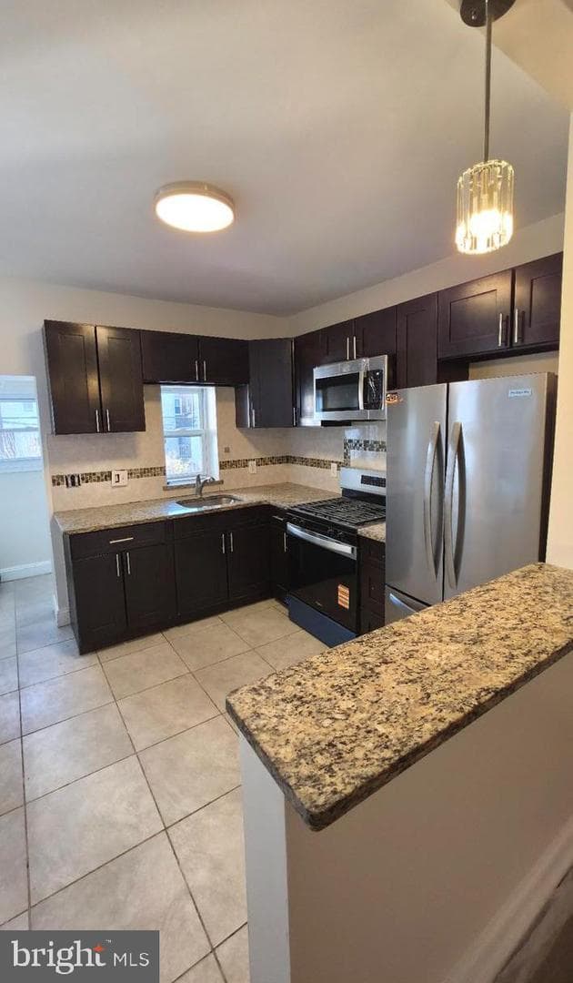 350 E Eleanor Street photo 4