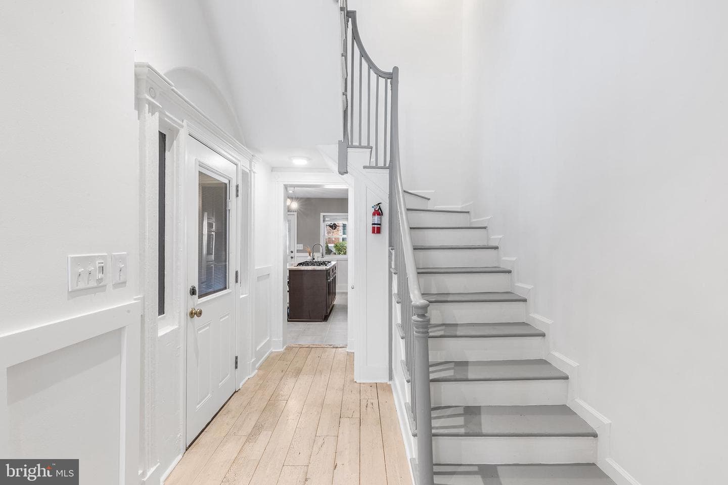 523 Fairmount Avenue photo 10