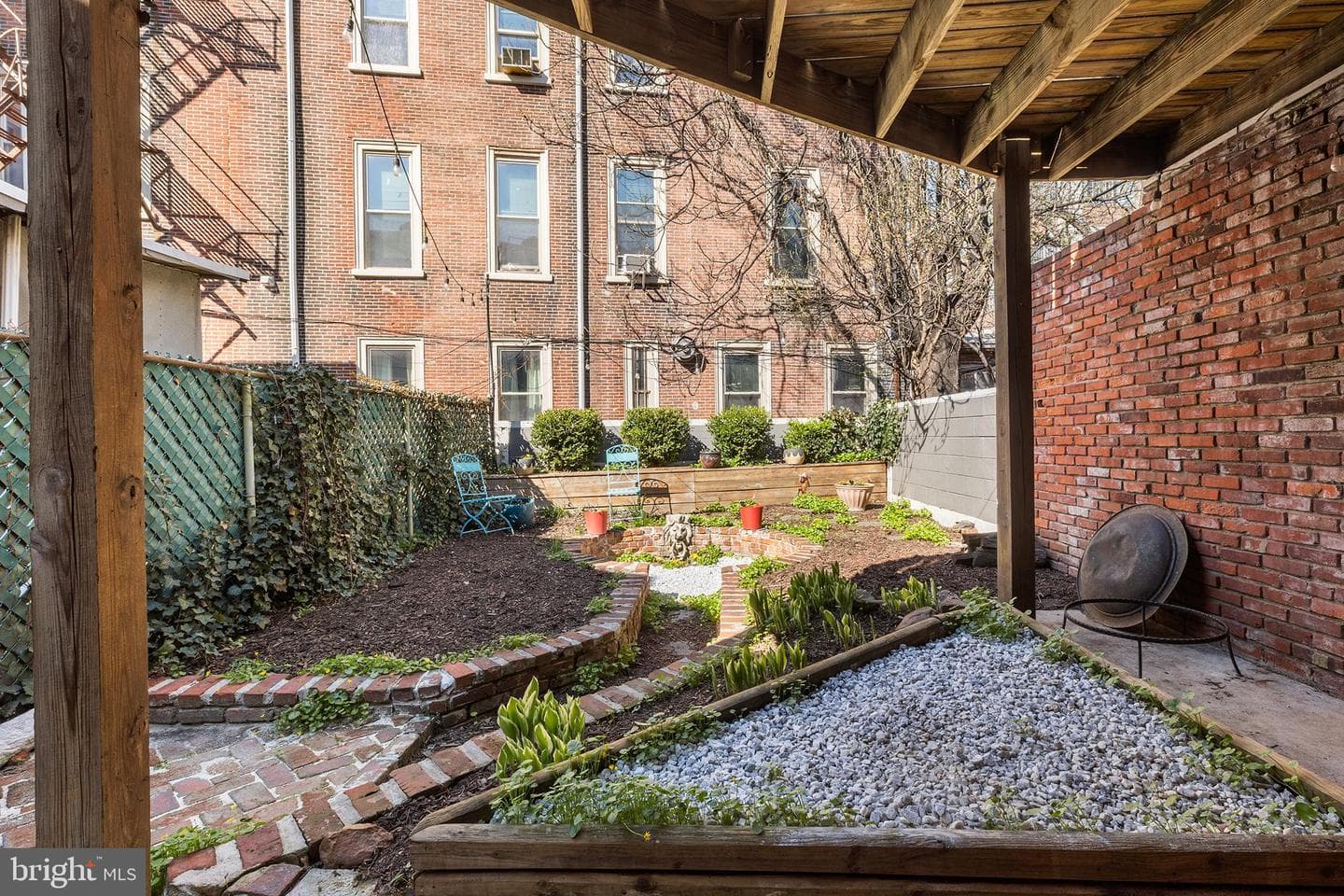 523 Fairmount Avenue photo 16