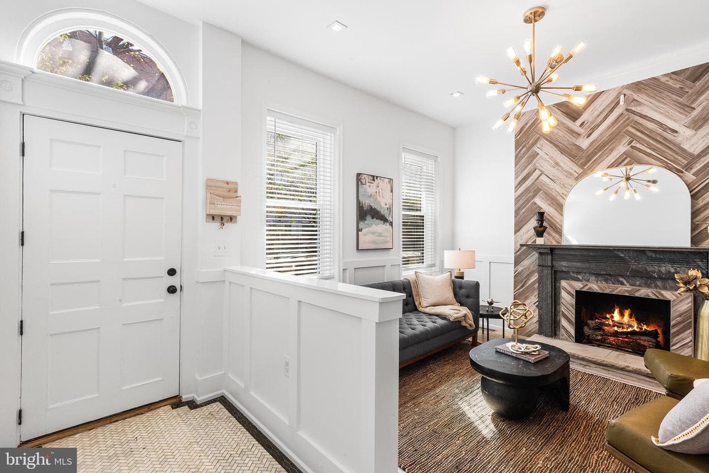 523 Fairmount Avenue photo 3