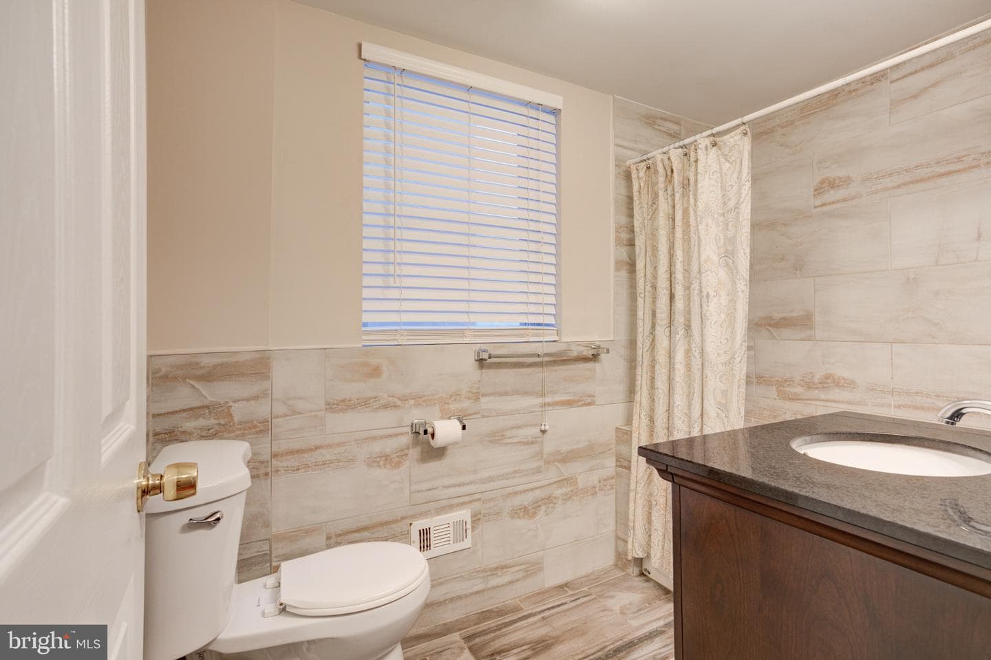 1531 Swain Street photo 16