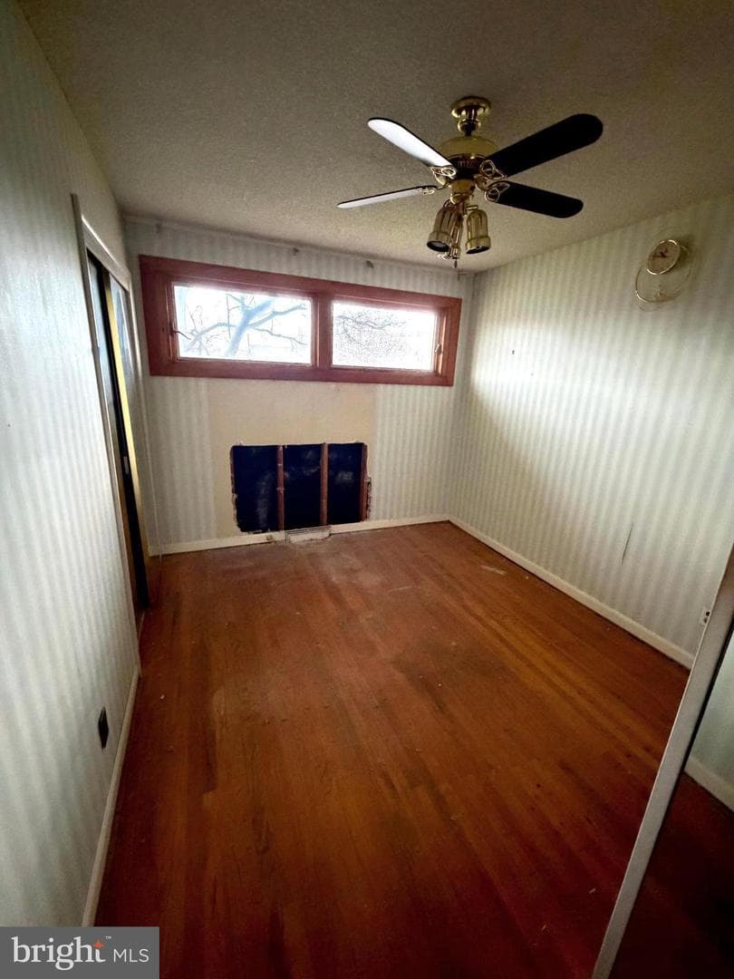 9610 Dedaker Street photo 12
