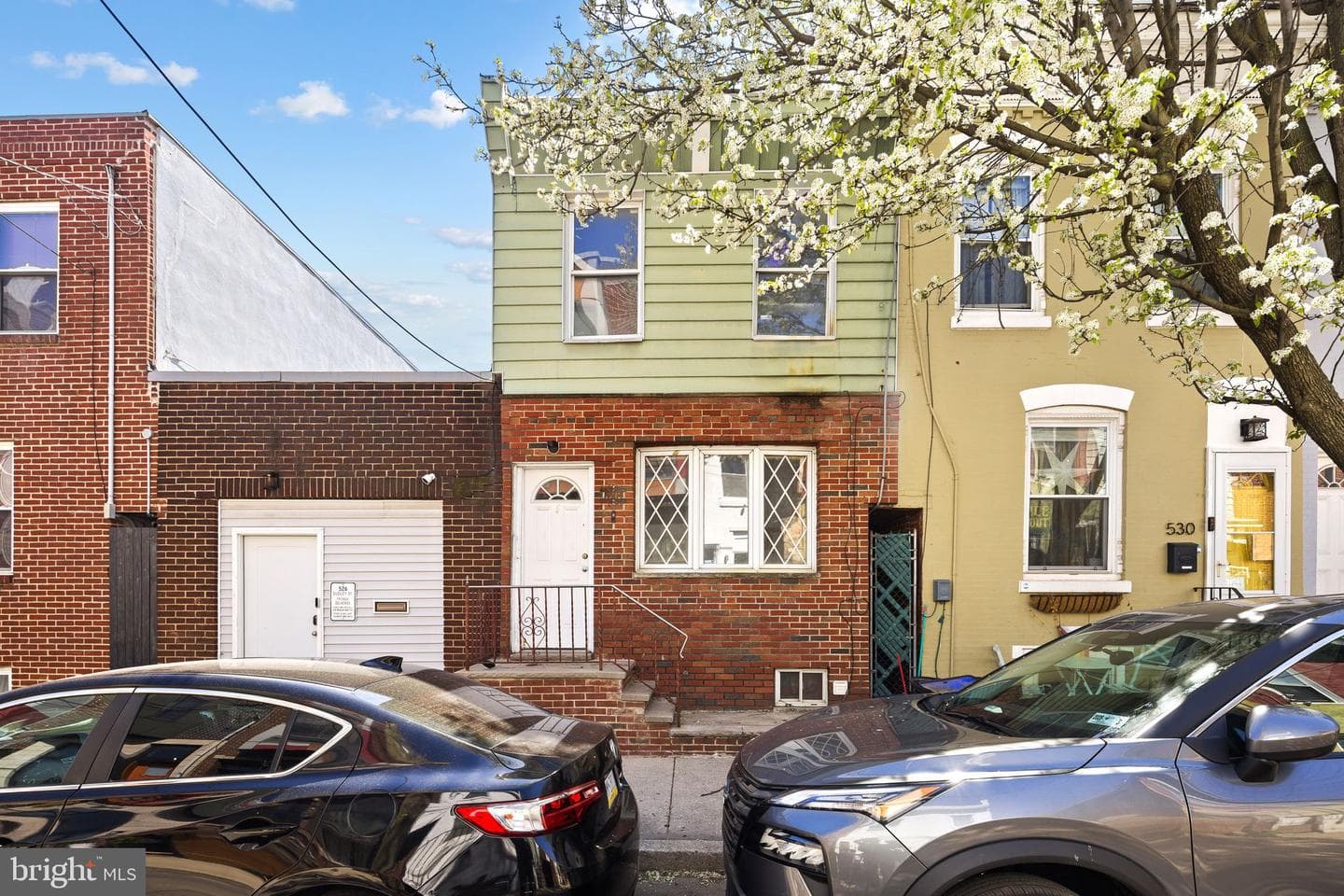 528 Dudley Street photo 1