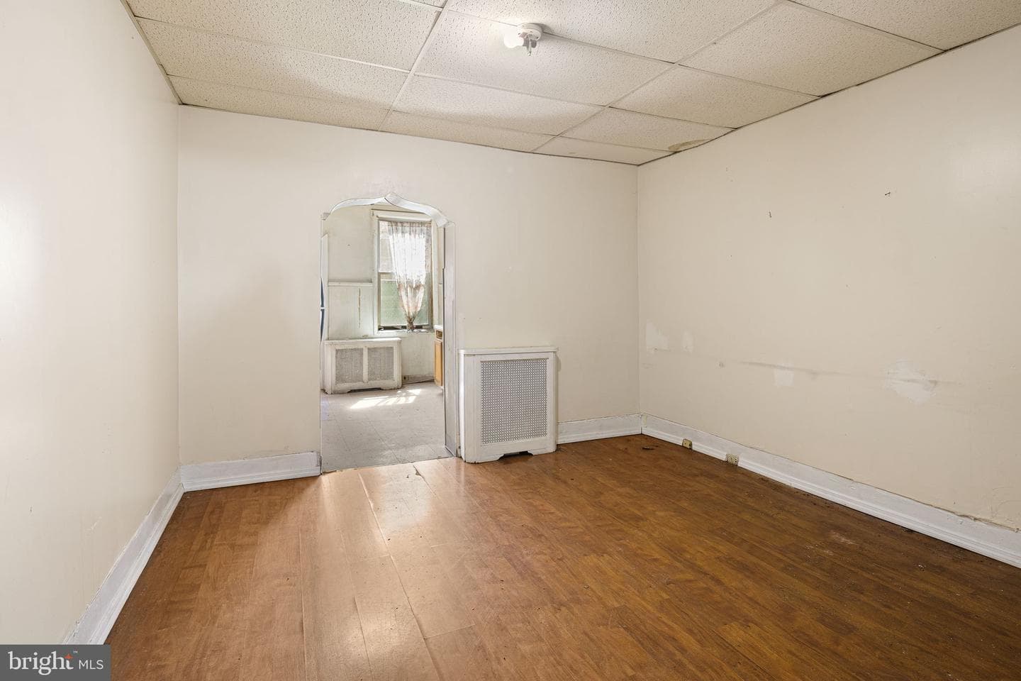 528 Dudley Street photo 6