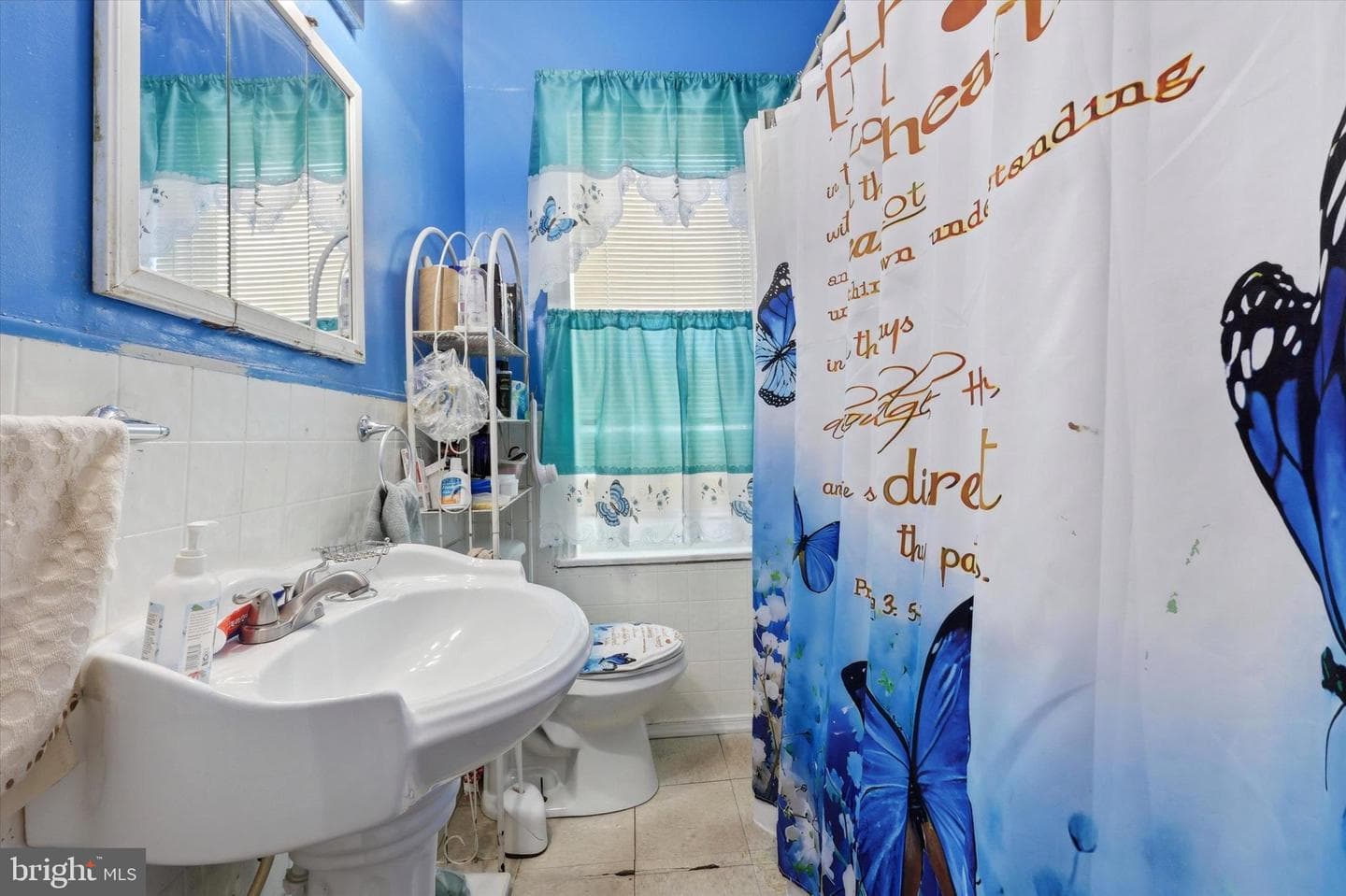 1527 N Dover Street photo 7