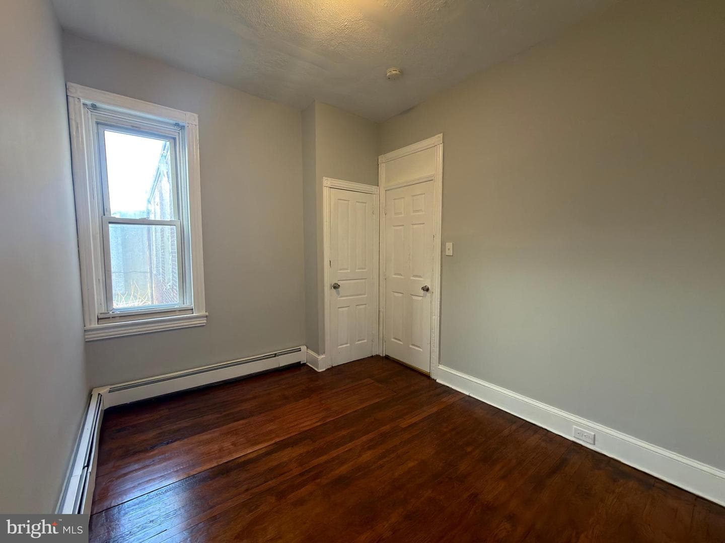 1112 W Tioga Street photo 14