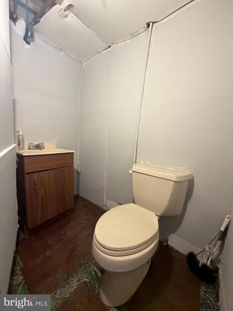 1112 W Tioga Street photo 31